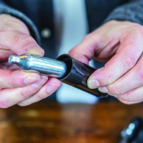 GrowlerWerks uKeg Go Carbonated Growler and Craft Beverage 128 oz, Midnight