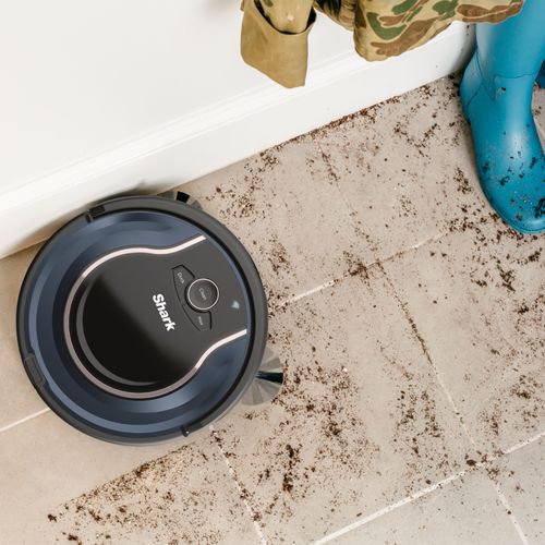 Shark - ION ROBOT Wi-Fi Connected Robot Vacuum - Black/Navy Blue