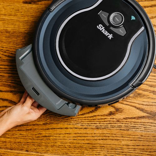 Shark - ION ROBOT Wi-Fi Connected Robot Vacuum - Black/Navy Blue