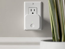 Load image into Gallery viewer, August Smart Lock Pro + Connect Hub - Wi-Fi for 100, Silver